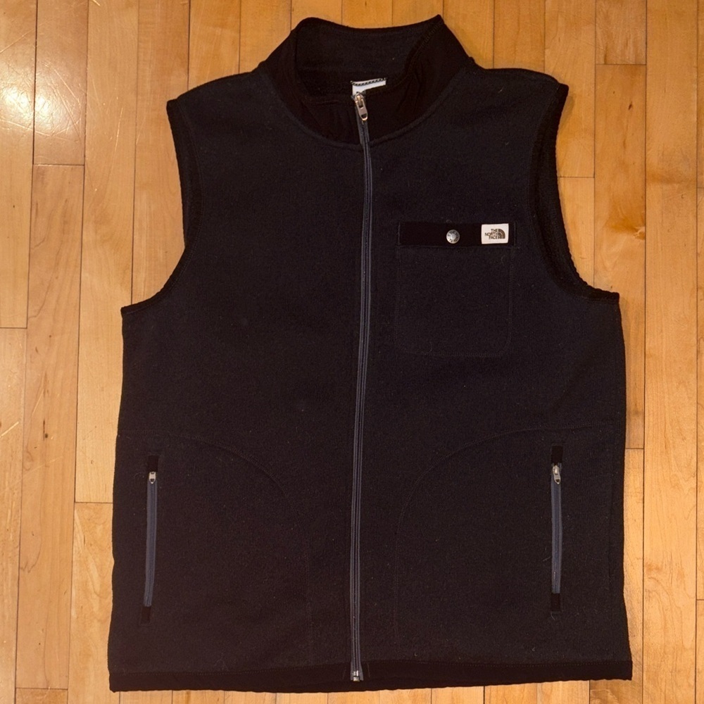 The North Face Black Fleece Vest Men’s size Large